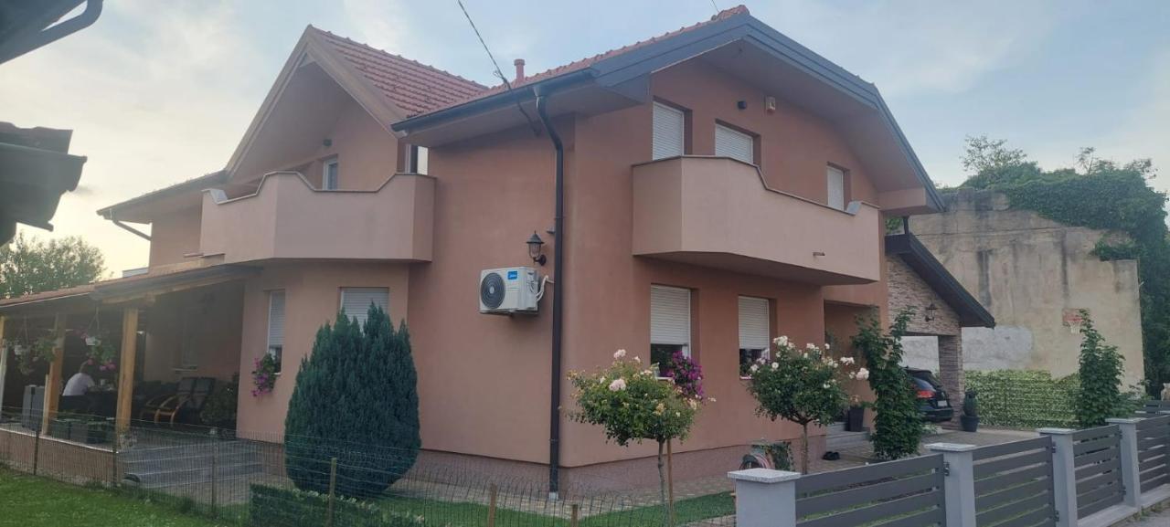 Marina Apartment Sesvete Luaran gambar